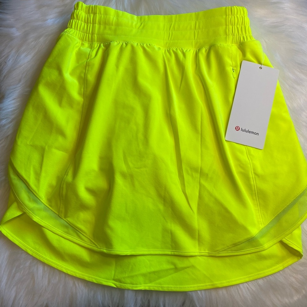 Lululemon Size 4 Hotty Hot High Rise Skirt *Long HIYE new